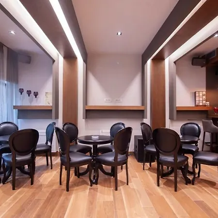 Admiral 4*