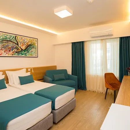 Hotell Admiral Budva
